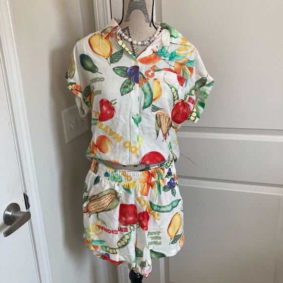 Julia Pants - Fruit Print Two-Piece Linen-Like Set - White with Multicolor Produce